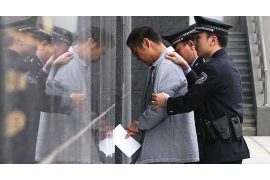  欠款人坐牢了怎么讨债？法律途径详解